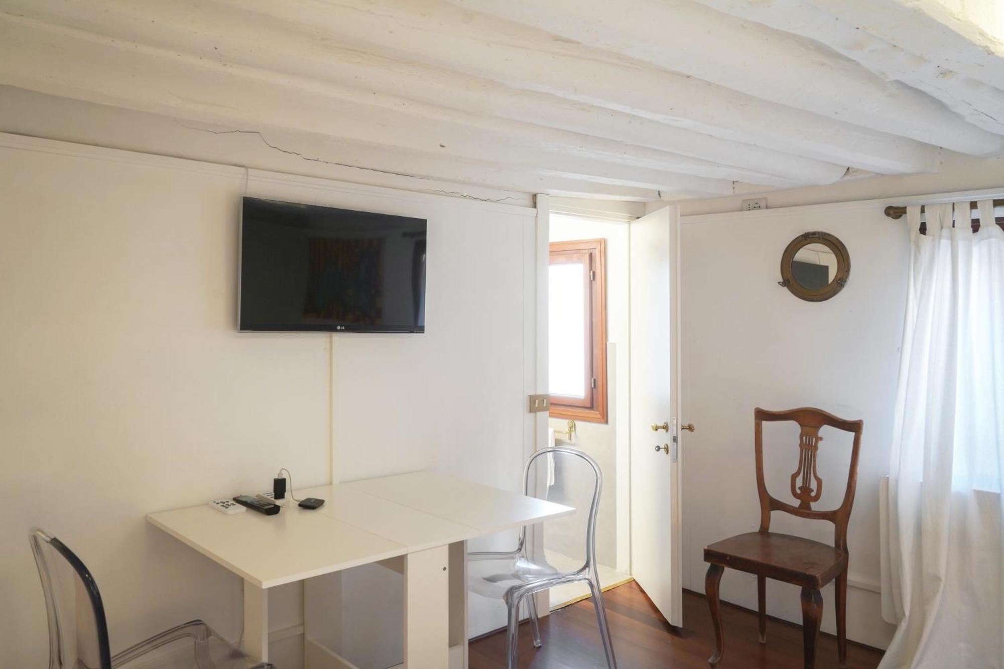 Super Central 1 Bedroom Apartment Venice Exterior photo